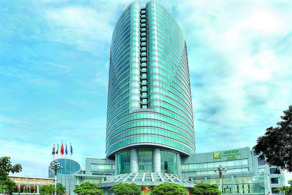 【洲際酒店集團(tuán)(tuán)珠?；涁?cái)假日酒店】空調(diào)(diào)金屬軟管